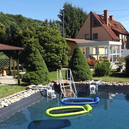 Cosy Apartment With In Pirna With Private Terrace Стая снимка