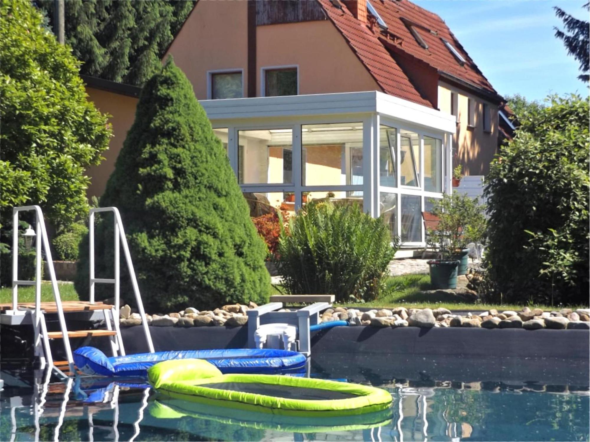 Cosy Apartment With In Pirna With Private Terrace Екстериор снимка