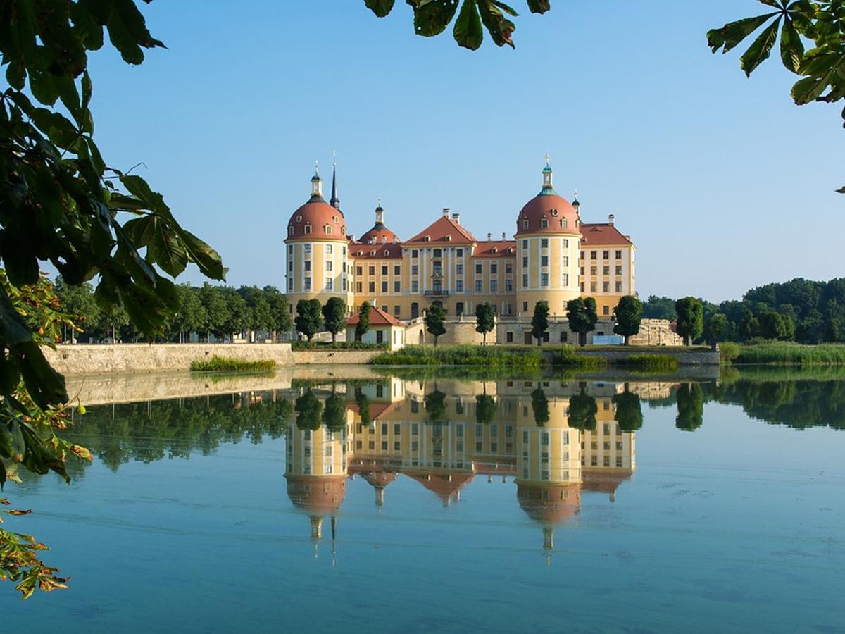 Cosy Apartment With In Pirna With Private Terrace Екстериор снимка